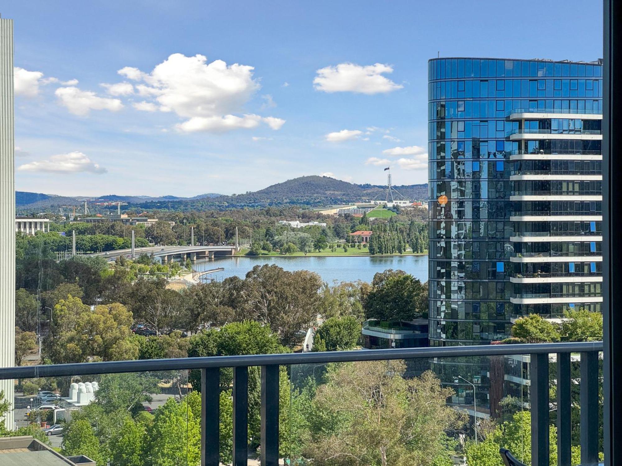 Glorious Central Canberra 1-Bed With Pool & Sauna Appartement Buitenkant foto